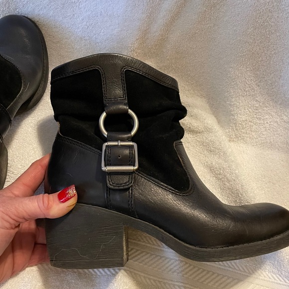 Lucky Brand short boots 👢 - Picture 2 of 9